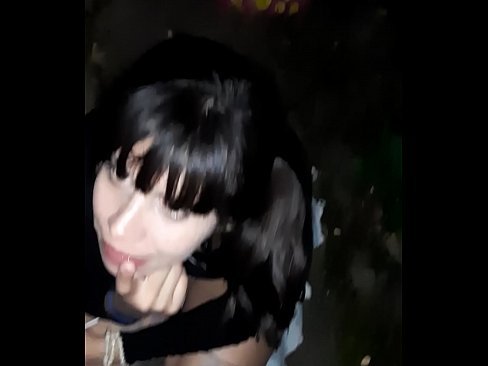 ❤️ На улици натечен пенис у замену за слаткише ❤ Слутс на sr.assistirhentai.ru